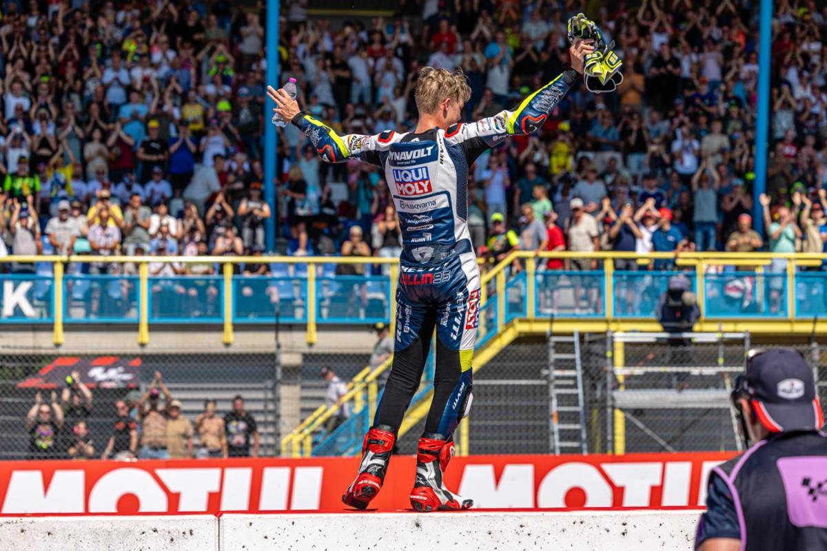 100 Jaar Tt Circuit Assen 2025 Glamping Incl Stroom Екстер'єр фото