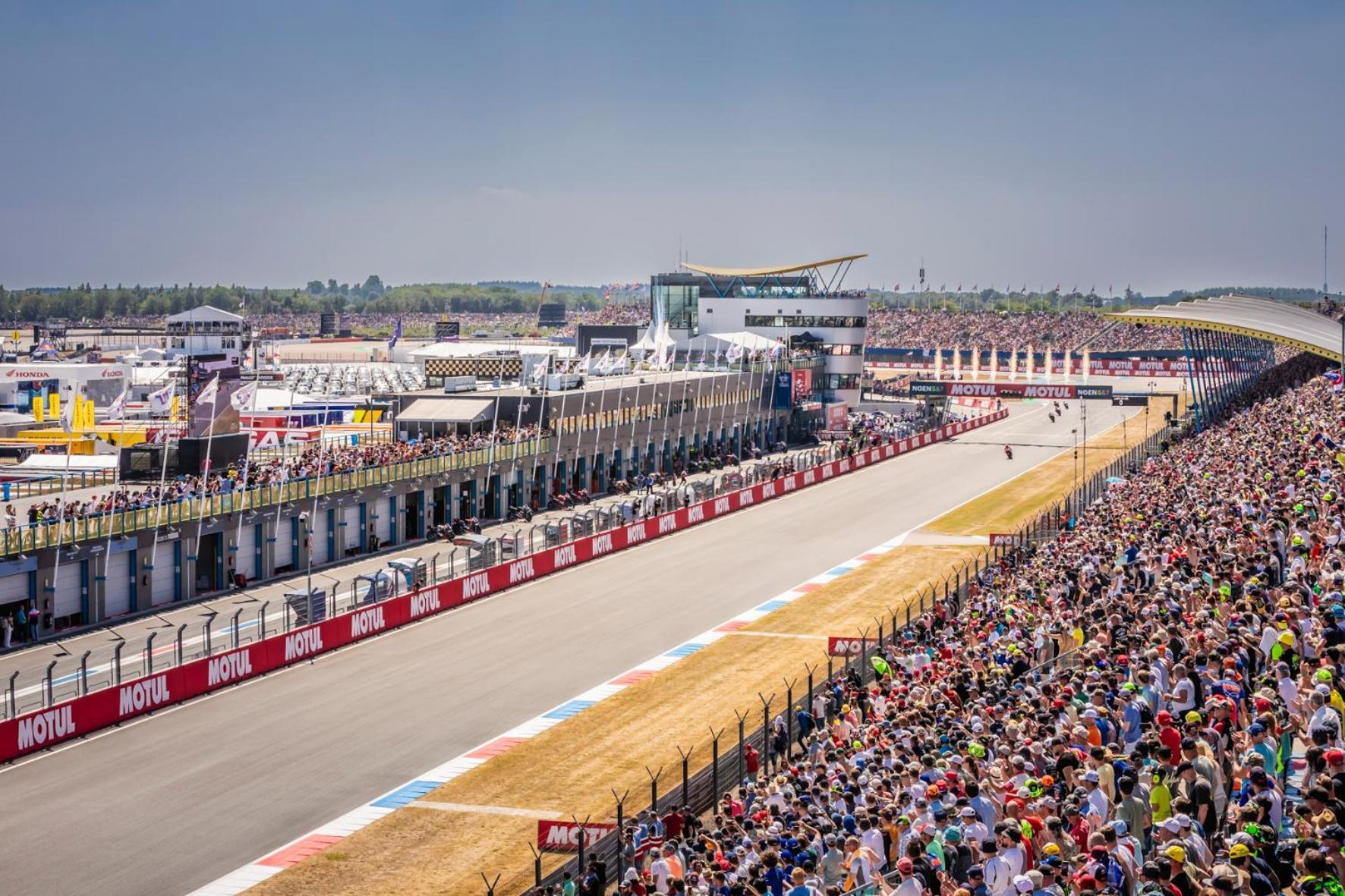 100 Jaar Tt Circuit Assen 2025 Glamping Incl Stroom Екстер'єр фото